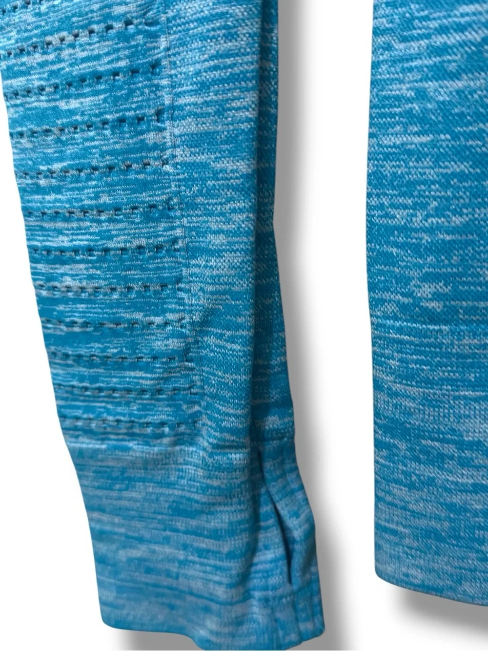 Nike Pro | NWOT Turkey Women’s Blue Lightweight Hooded Performance Sweater (S)